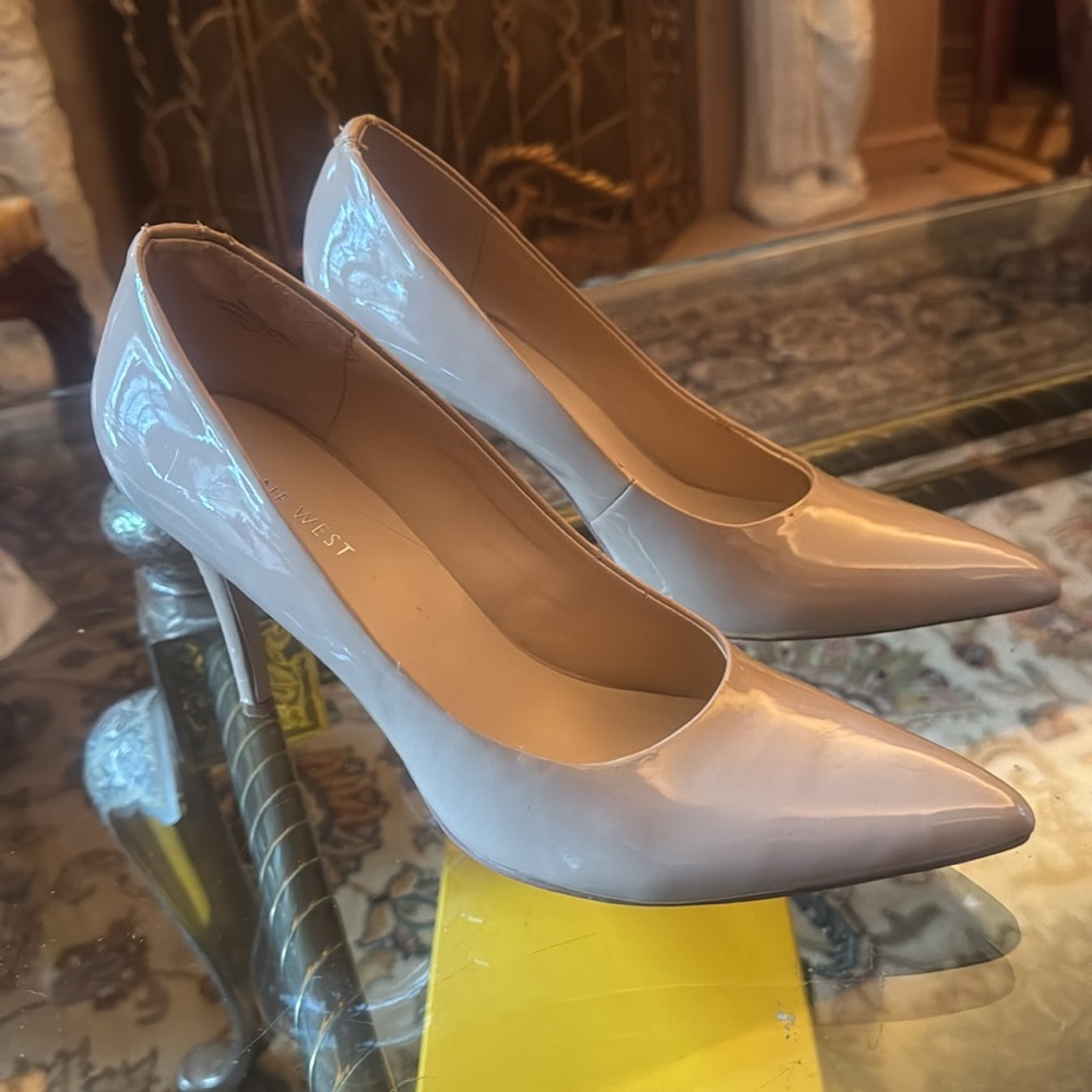 Nine West Women's Beige Heels - Picture 2 of 4